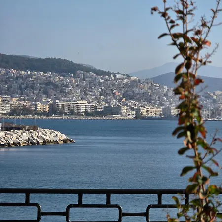 Marina's Guesthouse, Seaview Apartamento *